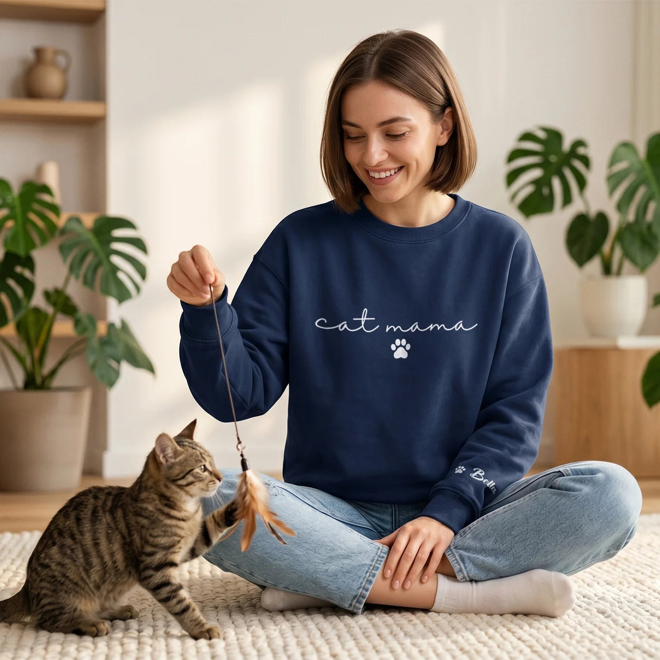 Personalized Sweater "Cat mama" with Sleeve Print