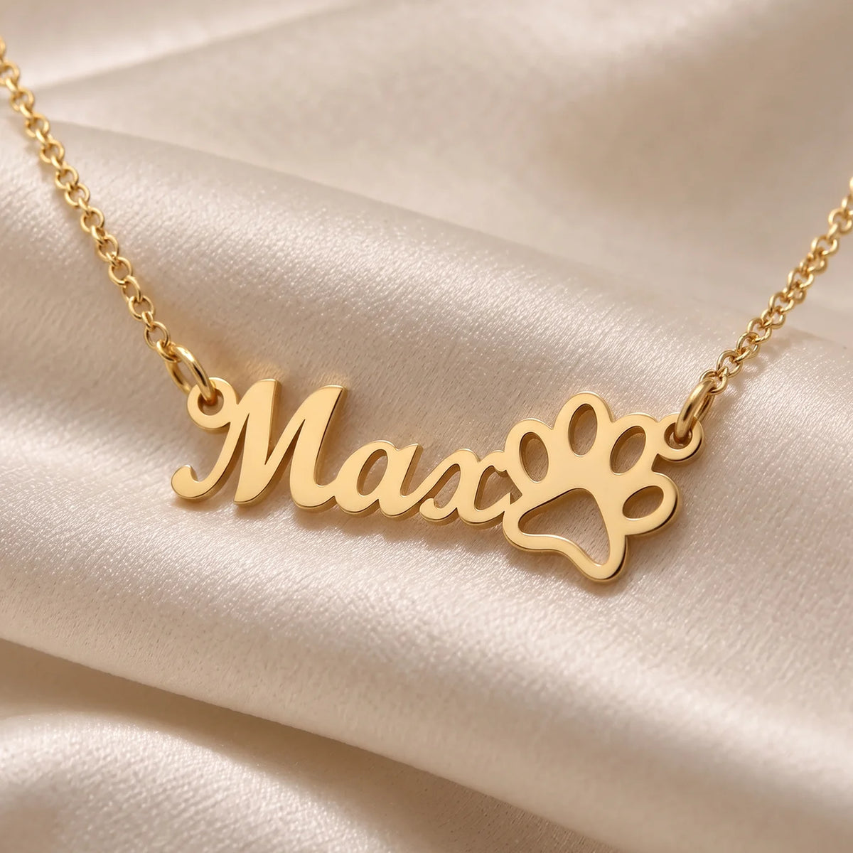 Personalized Necklace "Name with Paw"