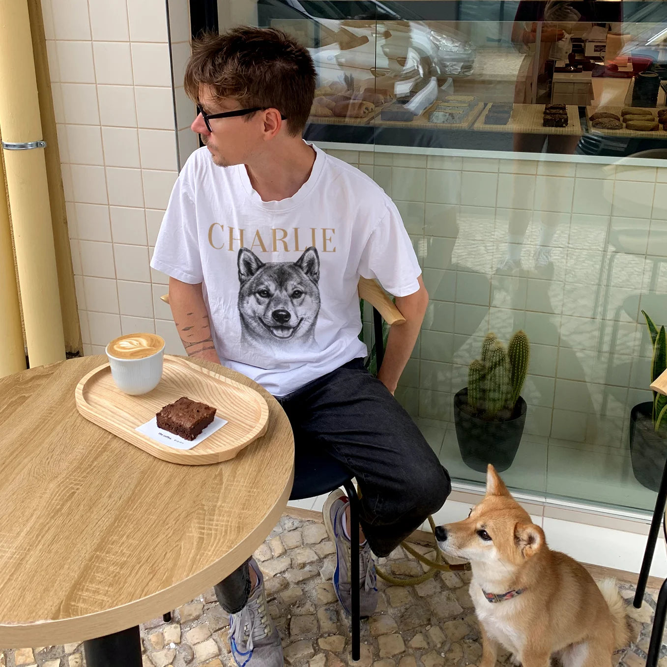 Personalized Oversized Pet T-Shirt "Retro"