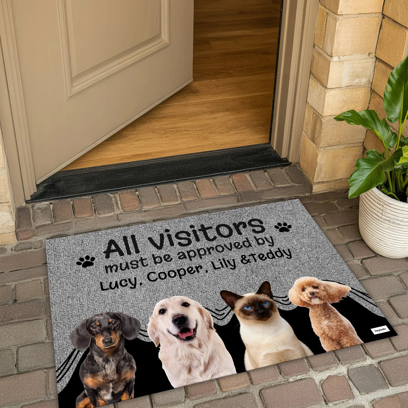 Personalized Doormat "Peeking Pets"